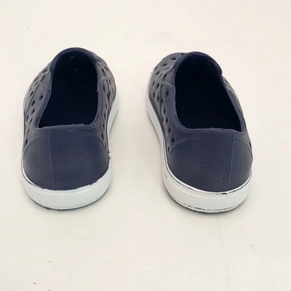 Cat & Jack Navy Blue Jese Slip-On Casual/Water Shoes